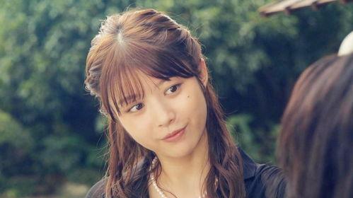 不易亲近的姐姐和狡猾的妹妹